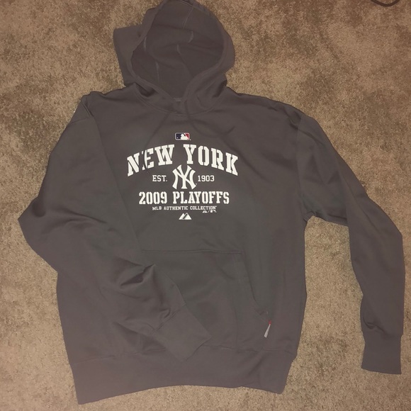 yankees postseason sweatshirt
